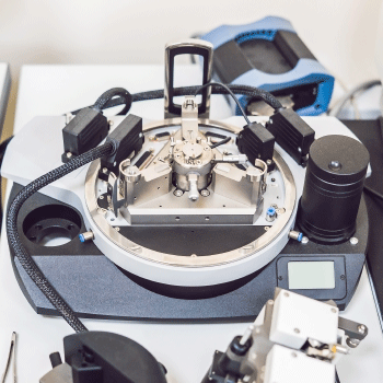 走査型プローブ顕微鏡のイメージ